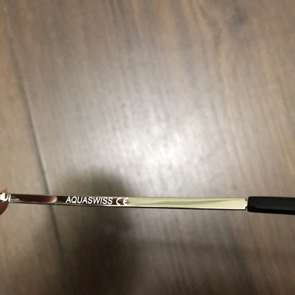 New sunglasses - Picture 4 of 4